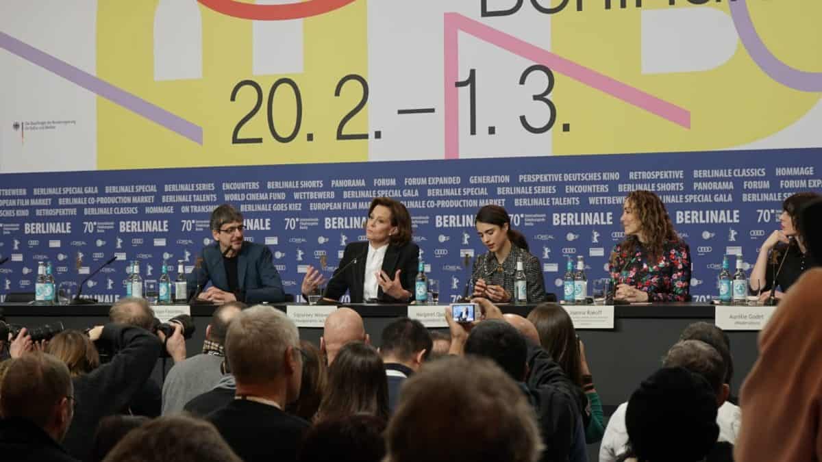 Berlinale 2020 Ankunft der Filmstars zur Eröffnung