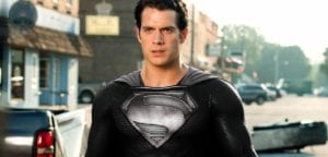 Superman im Black Suit