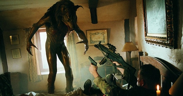 Neil Marshall ( Dog Soldiers ) wird den kommenden Horrorfilm The Lair drehen.
