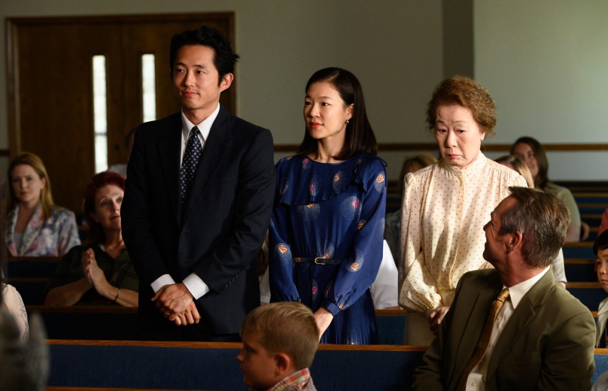 (v.l.n.r) Jacob (Steven Yeun), seine Monica (Yeri Han) und die Großmutter Soonja (Youn Yuh-Jung)