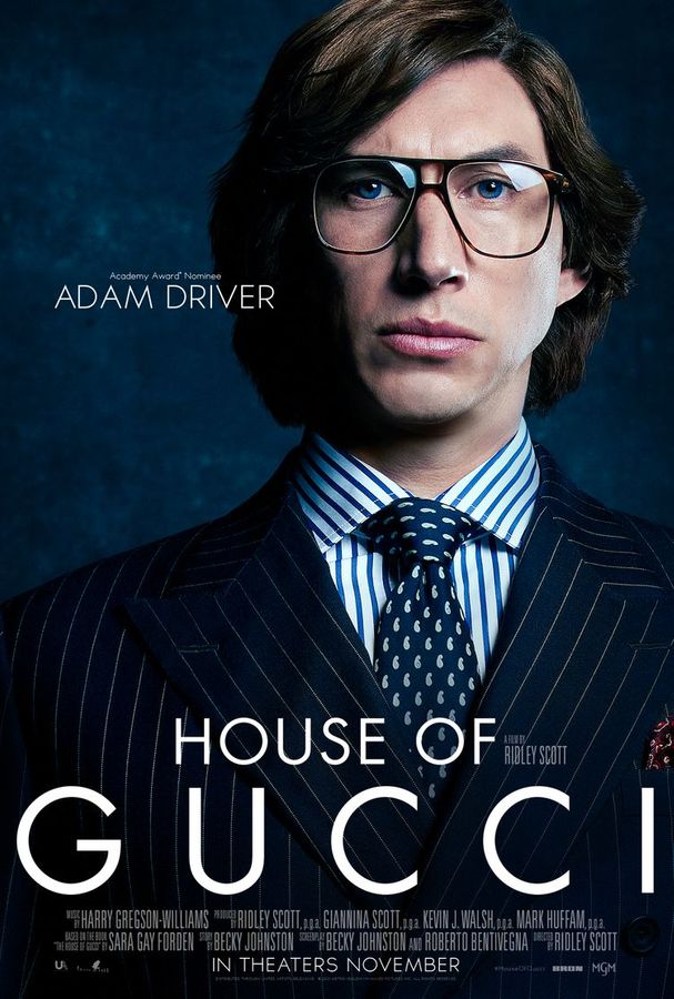 Adam Driver als GUCCI mit Anzug auf dem neuen Poster für HOUSE OF GUCCI