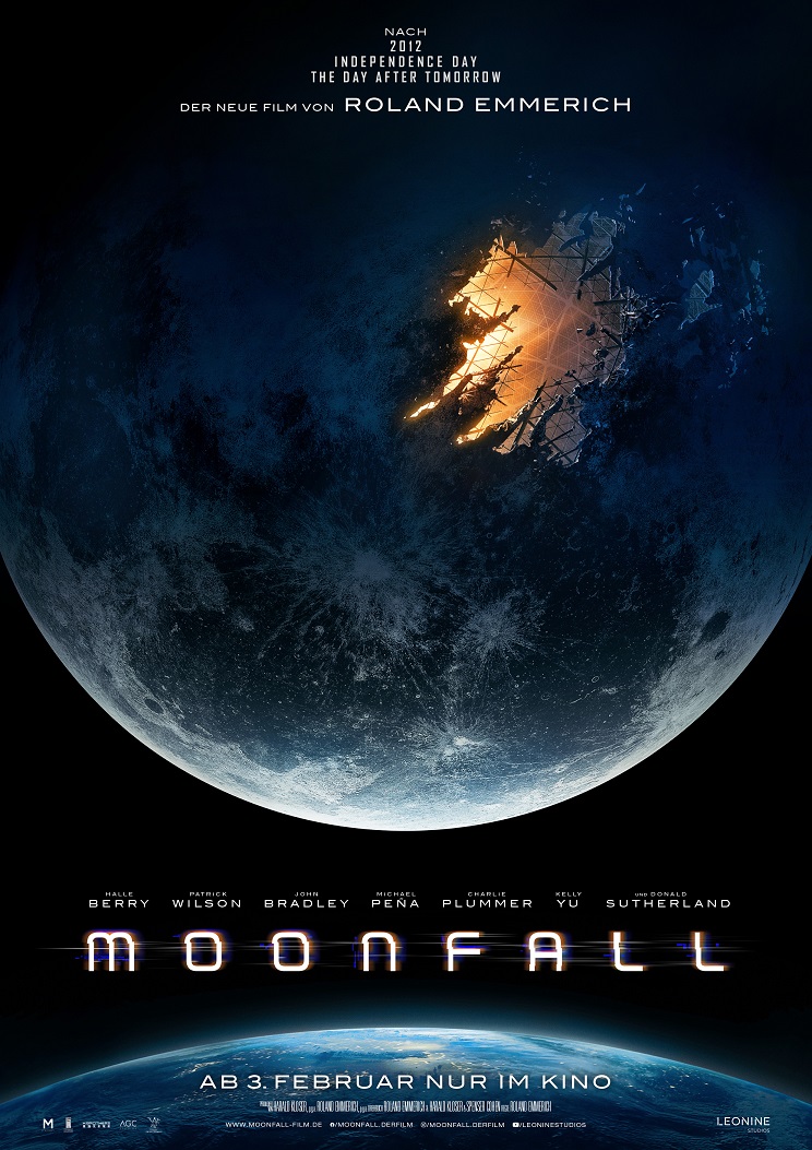 Poster zum Film Moonfall. Der Mond ist kurz davor auf die erde zu fallen