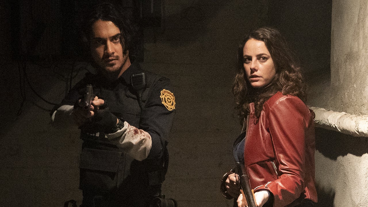Leon S. Kennedy (Avan Jogia) und Claire Redfield (Kaya Scodelario) in RESIDENT EVIL: WELCOME TO RACCOON CITY