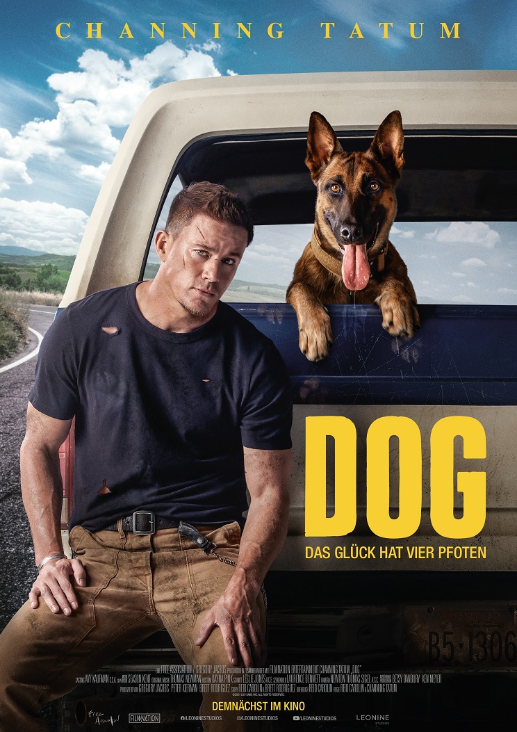Channing Tatum mit Hund auf der Ladefläche eines Trucks