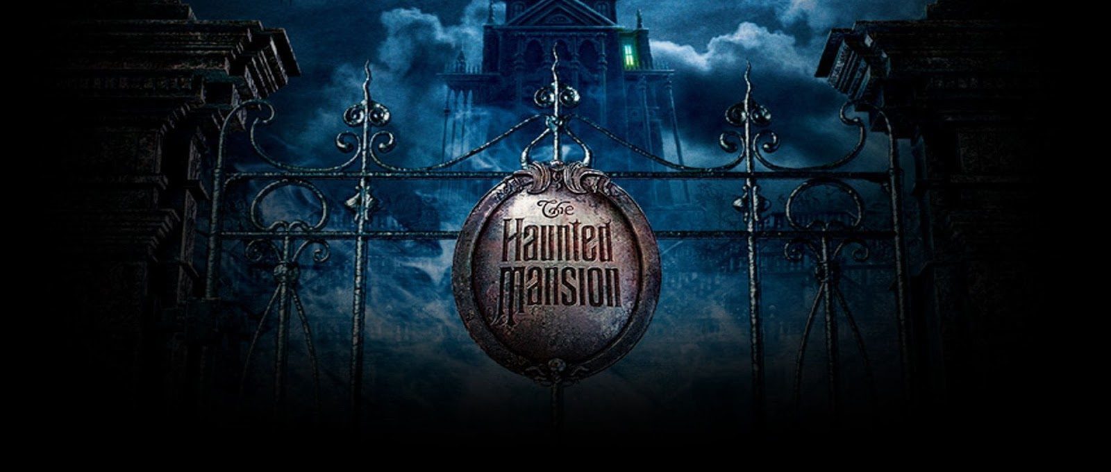 Haunted Mansion Schriftzug am Eisentor zur Geistervilla