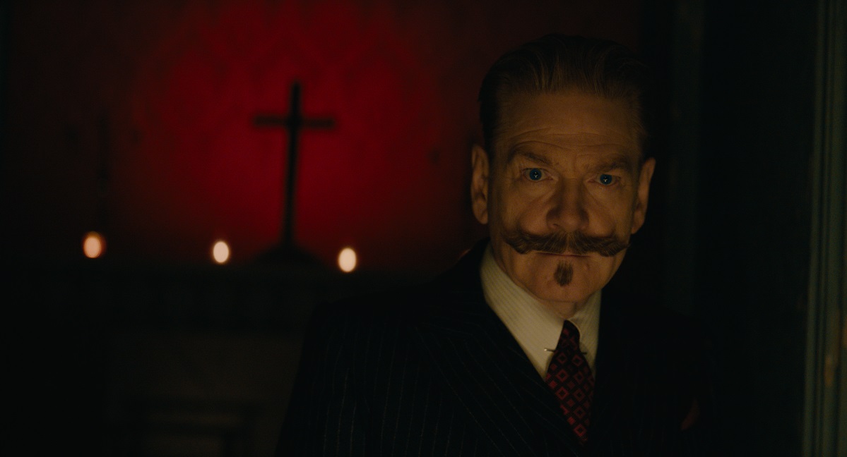 Kenneth Branagh als Hercule Poirot