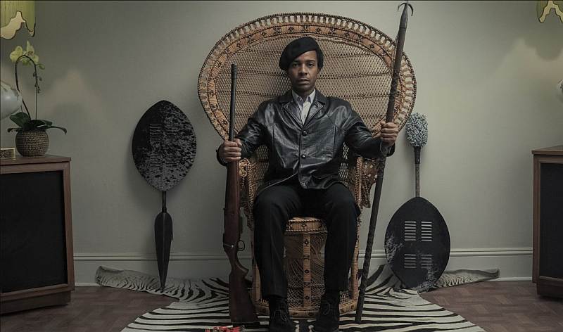André Holland als Black-Panther-Anführer Huey P. Newton in The Big Cigar