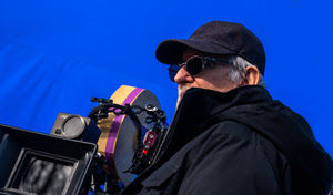 Steven Spielberg am Set von Disclosure Day - Tag der Wahrheit