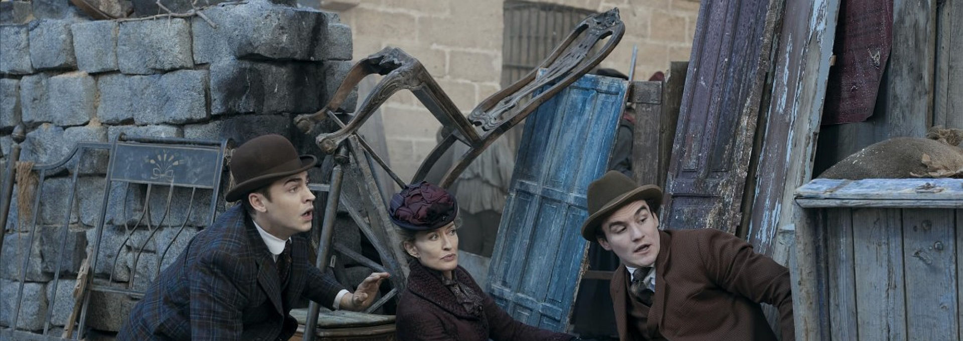 (L-R) Hero Fiennes Tiffin, Dónal Finn, Zine Tseng, Natascha McElhone in YOUNG SHERLOCK