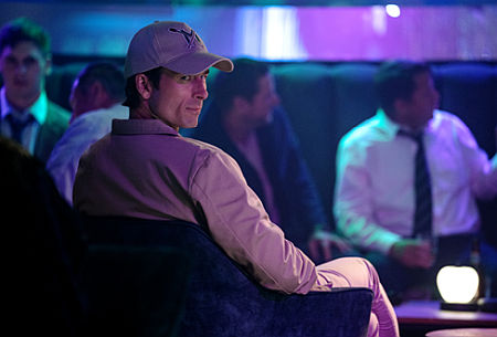 Glen Powell in How To Make A Killing