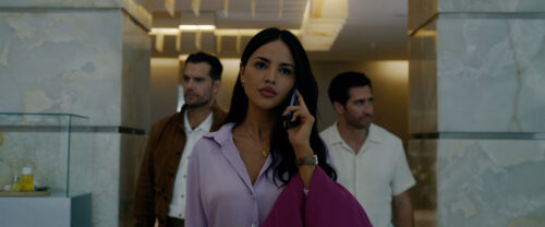 Eiza González in IN THE GREY (2026) von Guy Ritchie