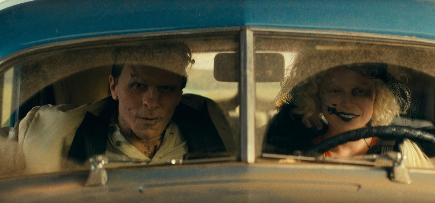 (L-R) Christian Bale und Jessie Buckley in The Bride! - Es lebe die Braut (2026)
THE BRIDE! - ES LEBE DIE BRAUT