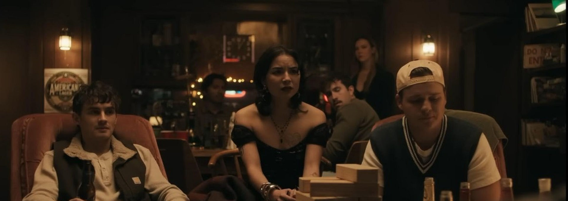 (L-R) Michael Johnston, Megan Lawless, and Cooper Tomlinson in Obsession - Du sollst mich lieben (2025)