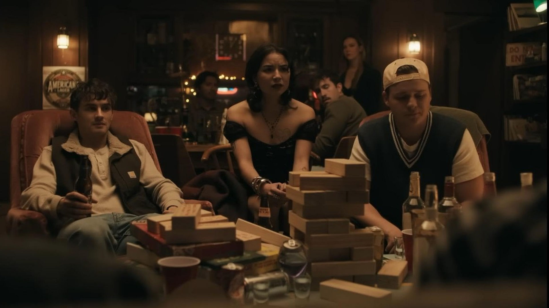 (L-R) Michael Johnston, Megan Lawless, and Cooper Tomlinson in Obsession - Du sollst mich lieben (2025)
