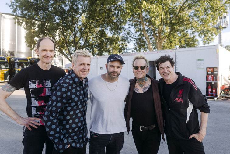 Am Set von TRINK AUS! WIR MÜSSEN GEHEN Foto von © Bastian Bochinski