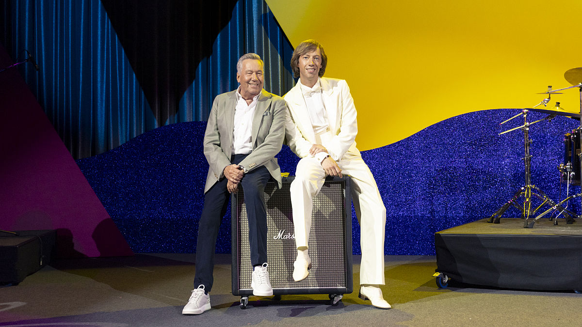 (L-R) Roland kaiser und Max Mauff als Roland Kaiser in ROLAND