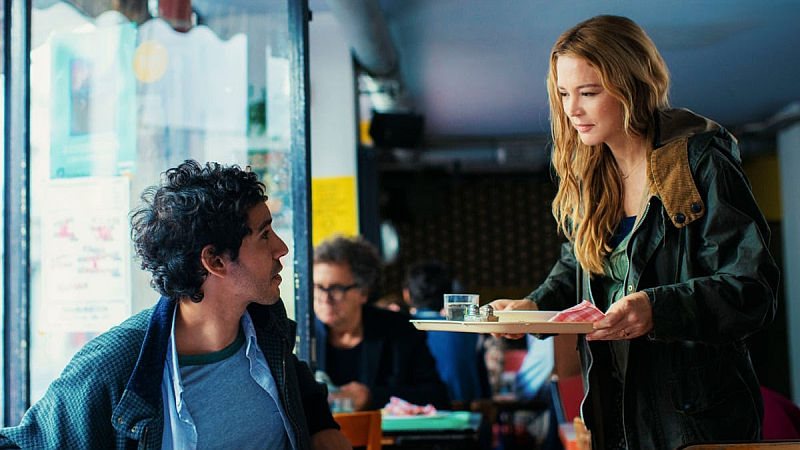 Virginie Efira und Adam Bessa in Parallele Leben (2026)
