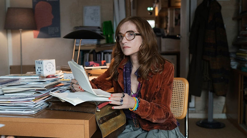Isabelle Huppert in Parallele Leben (2026)