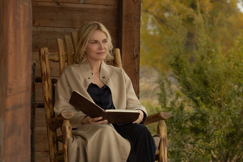 Michelle Pfeiffer als Stacy Clyburn in Staffel 1, Episode 4 THE MADISON