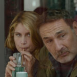 Laetitia Casta und Gilles Lellouche in Verdächtig Nette Nachbarn (2026)