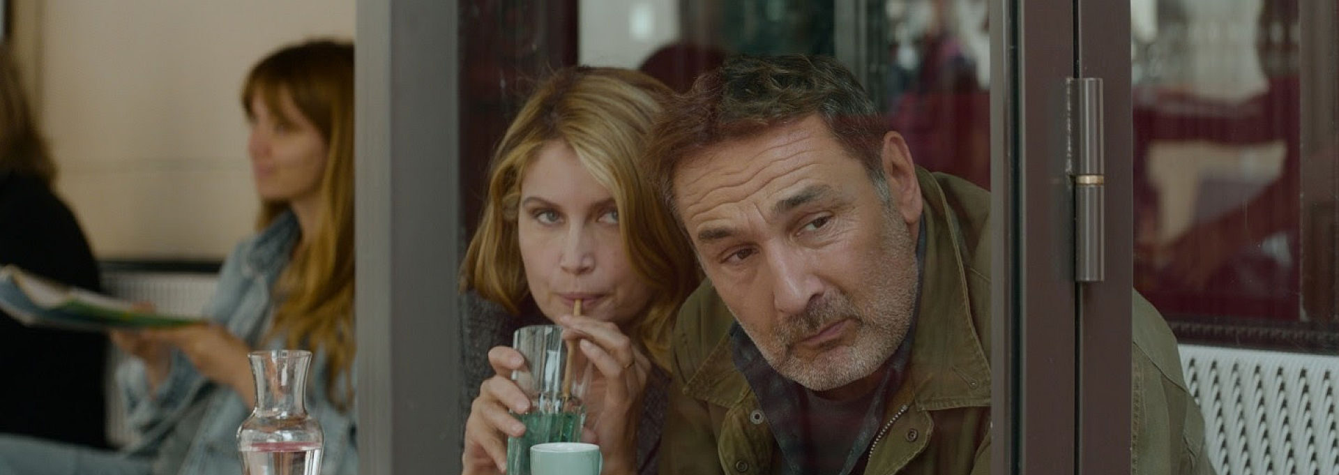 Laetitia Casta und Gilles Lellouche in Verdächtig Nette Nachbarn (2026)